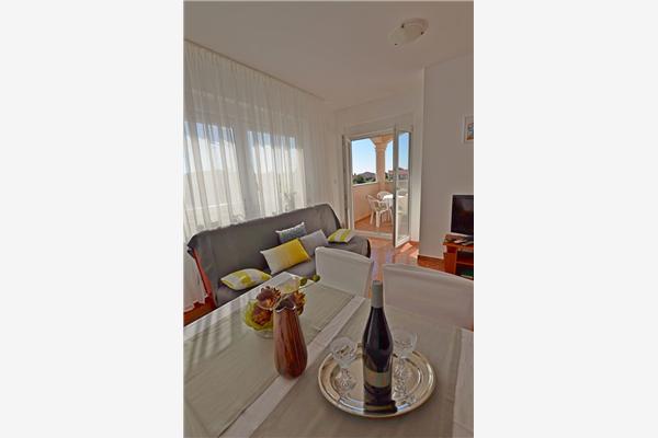 Apartment A1, for 4 persons