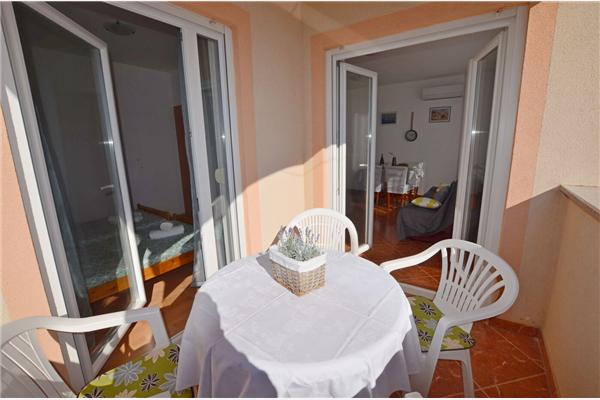 Apartment A1, for 4 persons