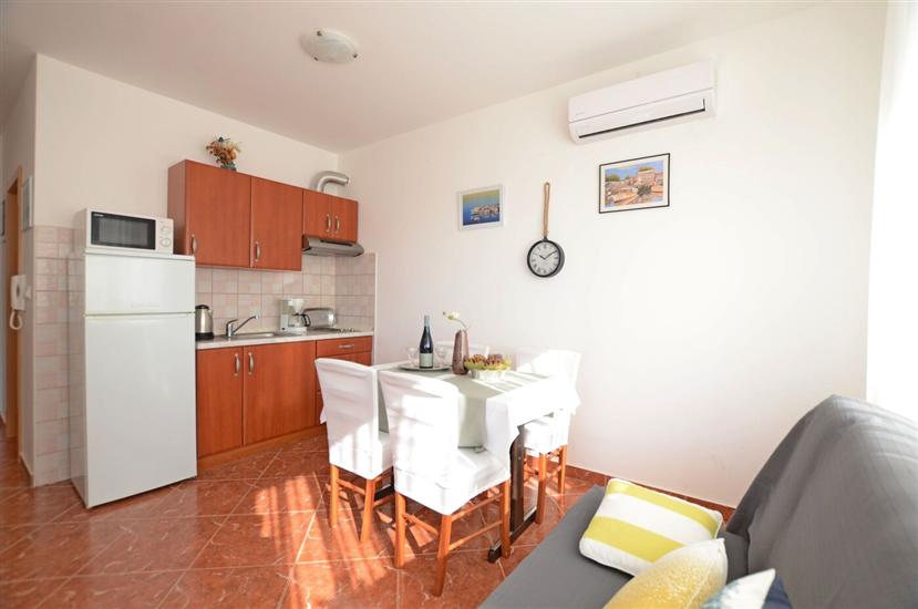 Apartment A1, for 4 persons