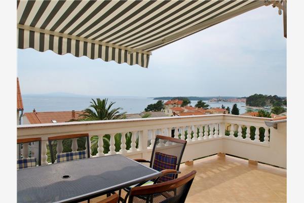 Apartment A3, for 6 persons