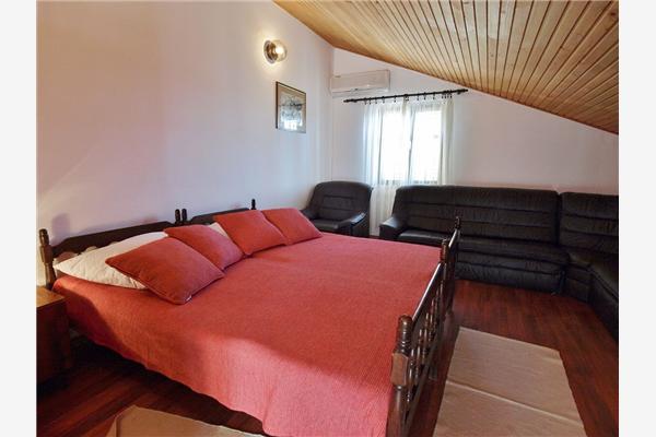 Apartment A3, for 6 persons