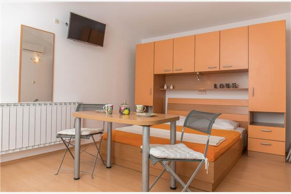 Apartment A2, for 2 persons