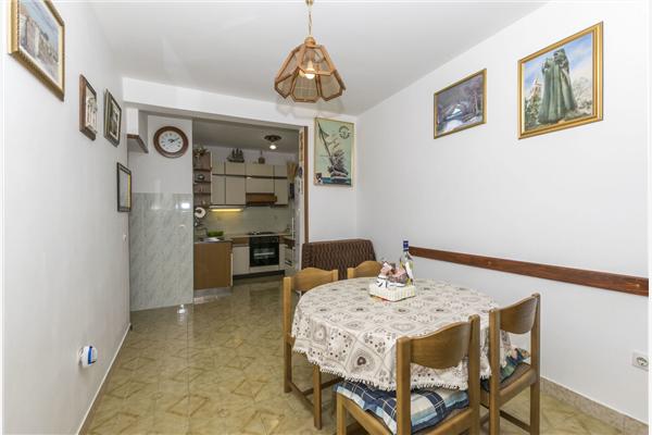 Apartment A1, for 4 persons