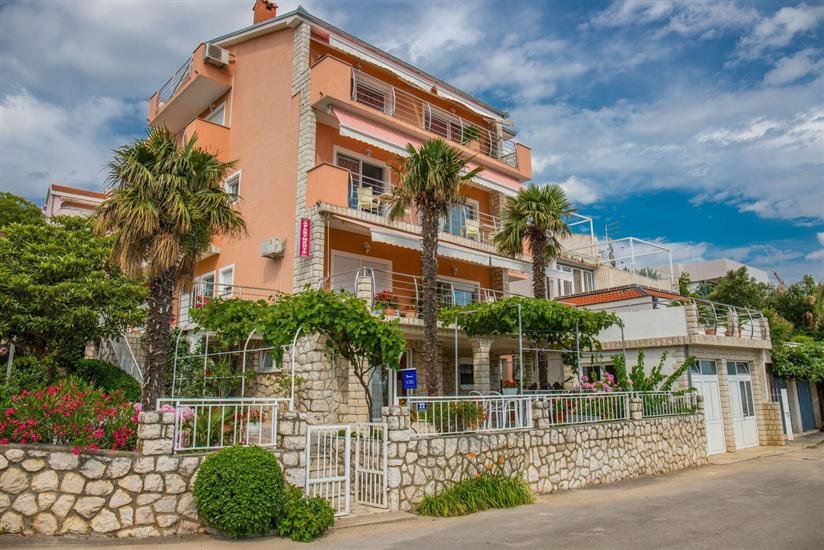 Apartments Zorica