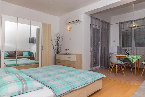 Apartment A4, for 2 persons