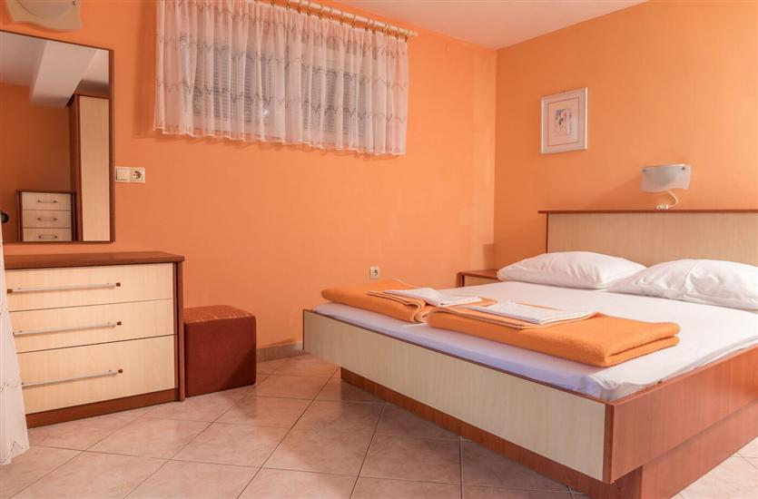 Apartment A5, for 4 persons