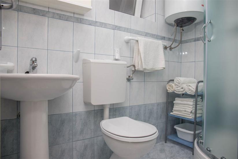 Apartment A5, for 4 persons