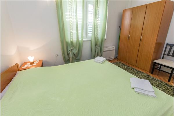 Apartment A1, for 7 persons