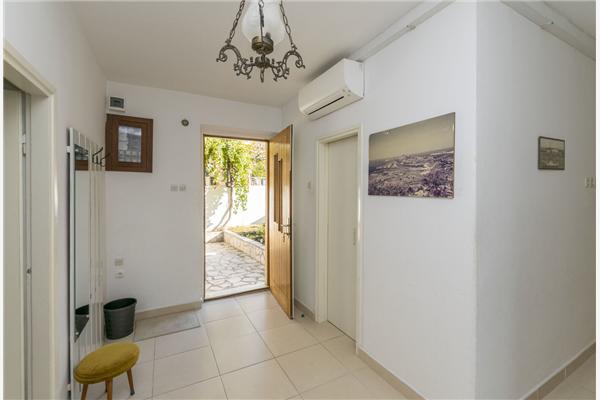 Apartment A1, for 7 persons