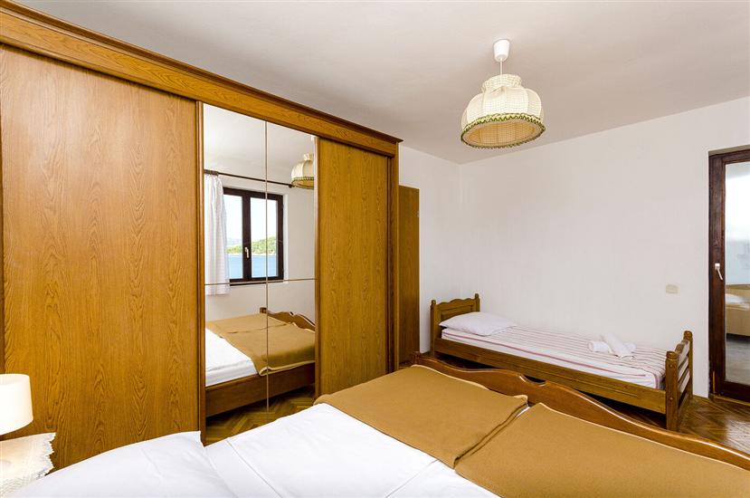 Apartment A1, for 3 persons