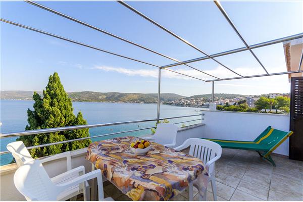 Apartment A2, for 3 persons