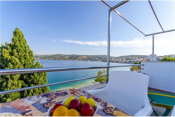 Apartment A2, for 3 persons