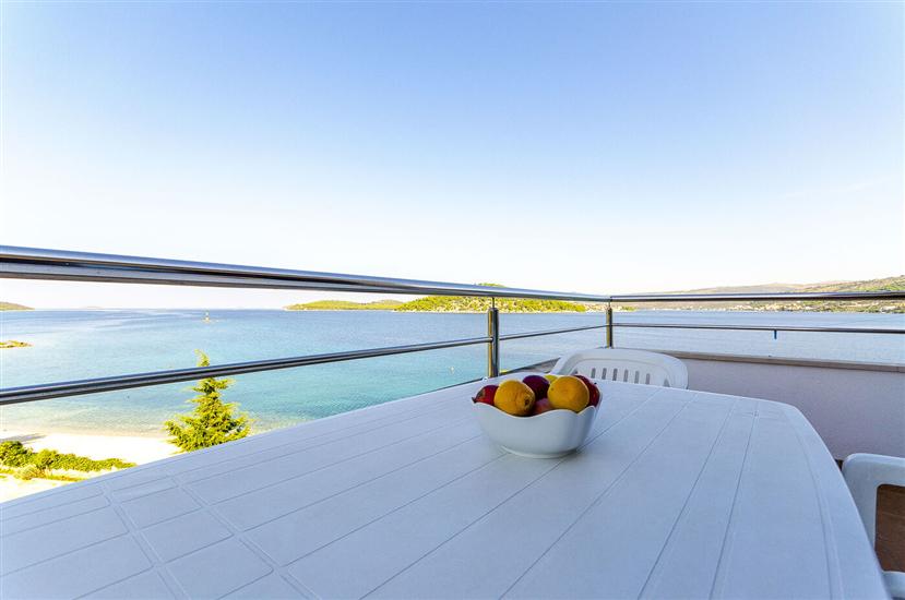 Apartment A3, for 5 persons