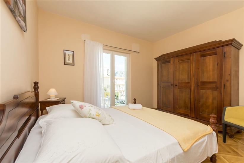 Apartment A5, for 5 persons