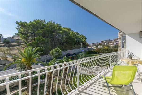 Apartment A5, for 5 persons