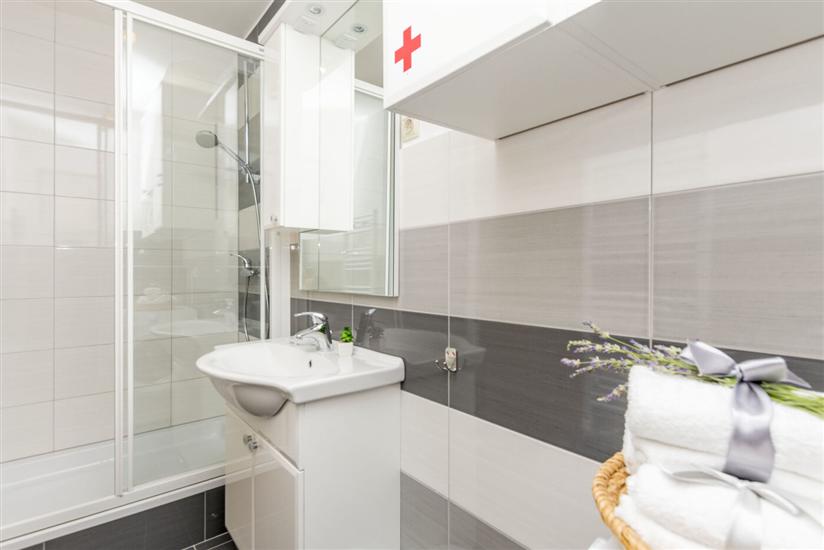 Apartment A2, for 4 persons