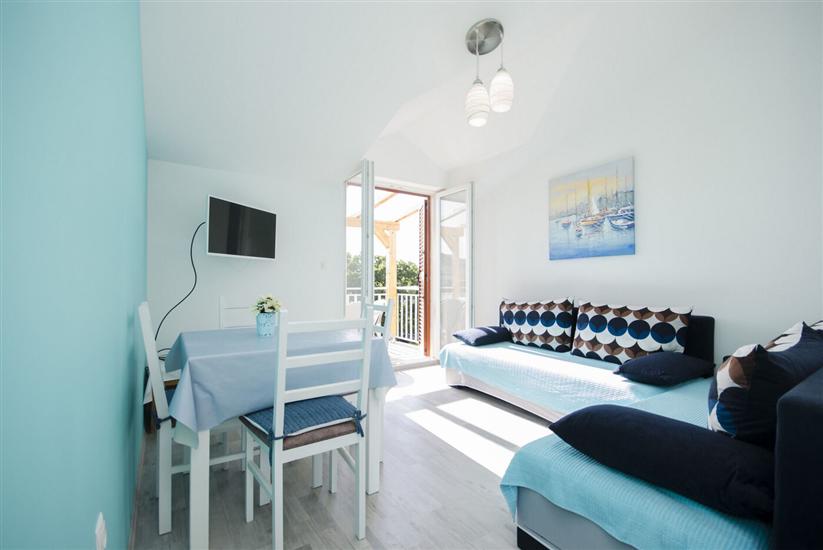 Apartment A4, for 4 persons