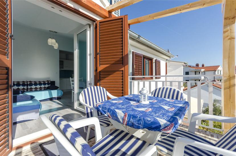 Apartment A4, for 4 persons