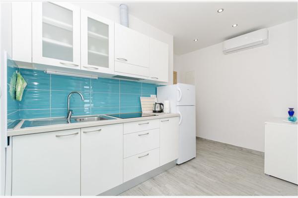 Apartment A4, for 4 persons