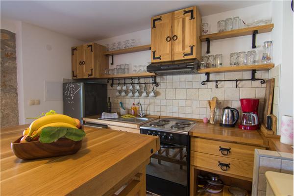 House A1, for 14 persons