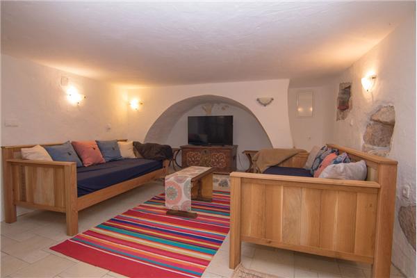 House A1, for 14 persons