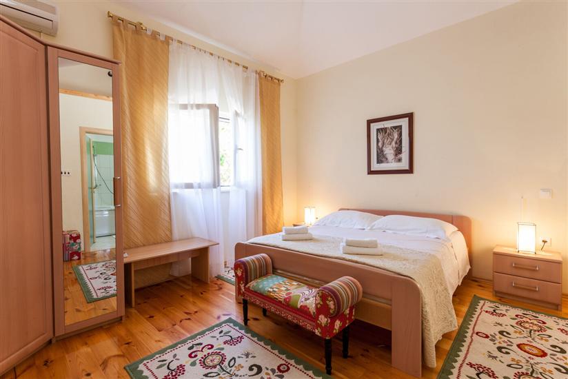 House K1, for 8 persons