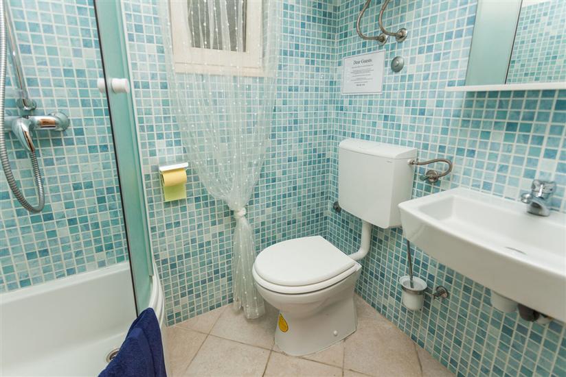 House K1, for 8 persons