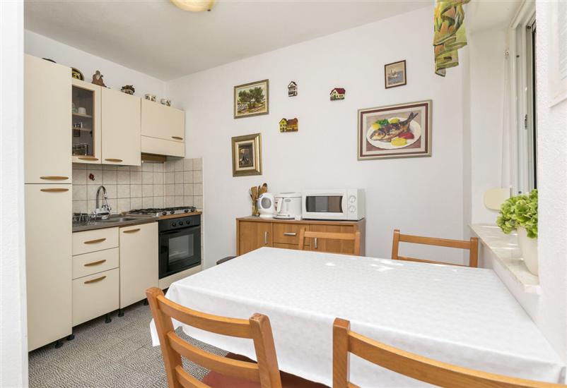 Apartment A1, for 3 persons