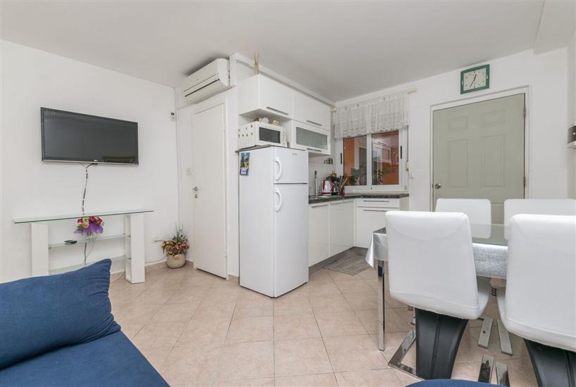 Apartment A3, for 3 persons