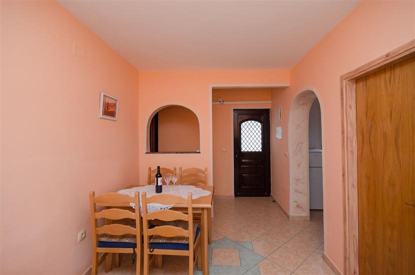 Apartment A1, for 4 persons
