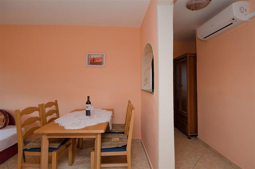 Apartment A1, for 4 persons