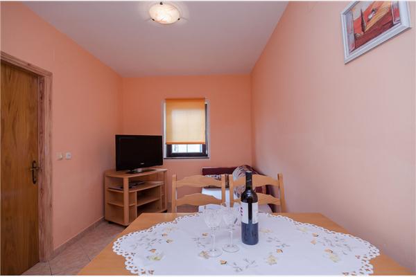 Apartment A1, for 4 persons