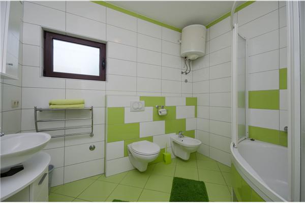 Apartment A3, for 5 persons