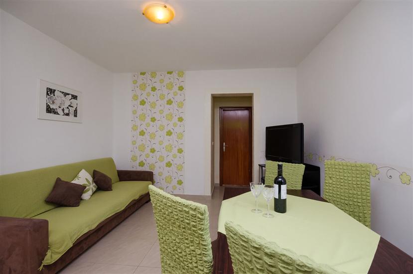 Apartment A3, for 5 persons