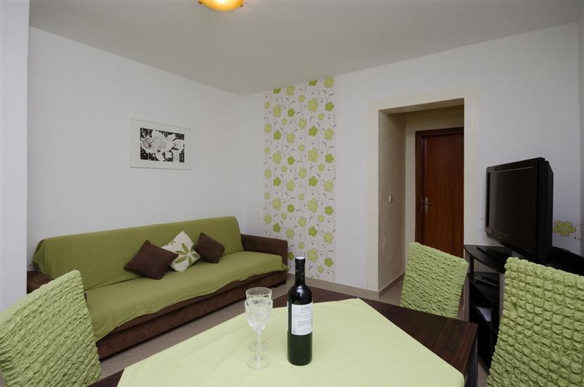 Apartment A3, for 5 persons