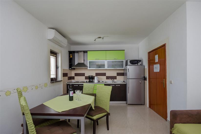 Apartment A3, for 5 persons