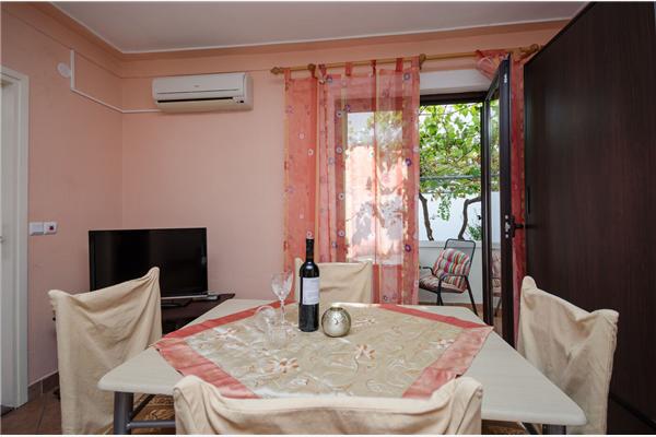 Apartment A5, for 2 persons