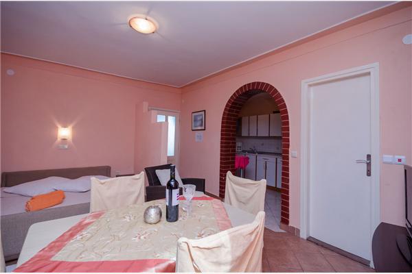Apartment A5, for 2 persons