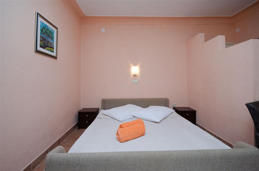 Apartment A5, for 2 persons