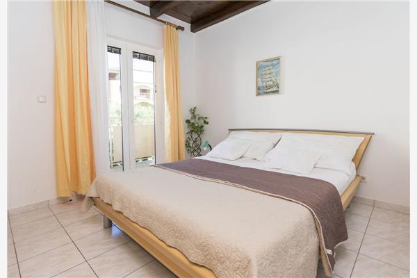 Apartment A1, for 6 persons