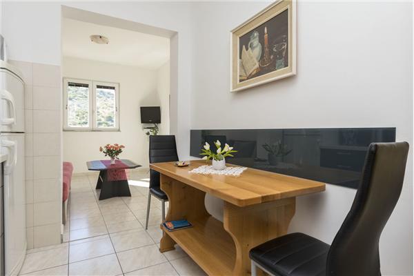 Apartment A1, for 6 persons