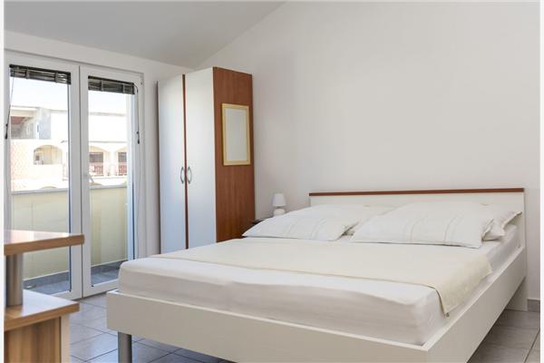 Apartment A2, for 6 persons