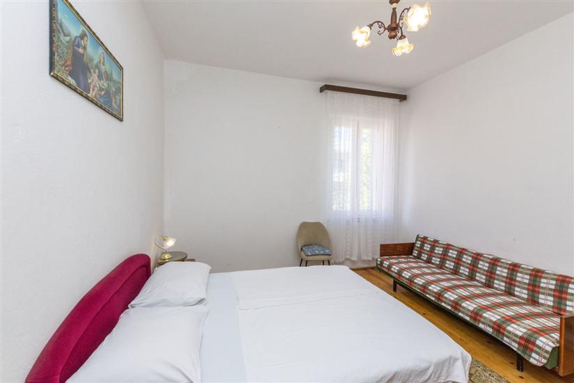 Room S2, for 2 persons