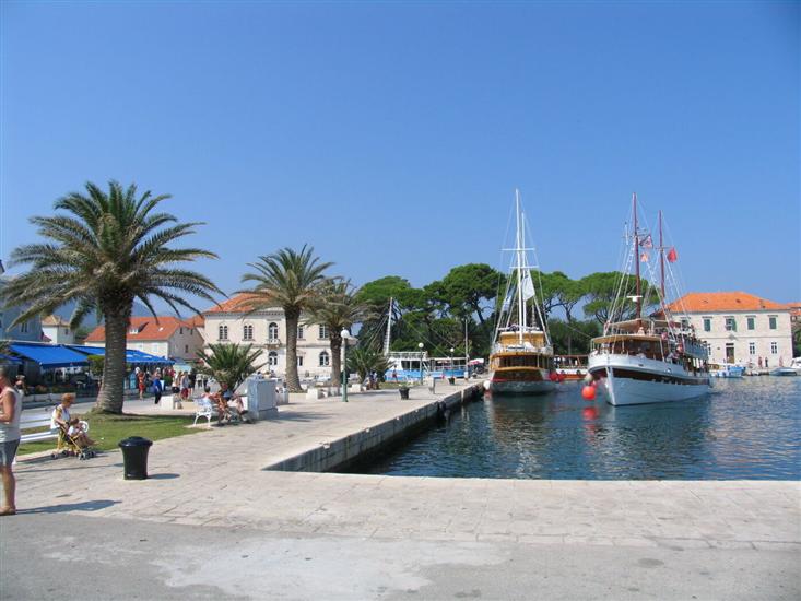 House Stone house in center