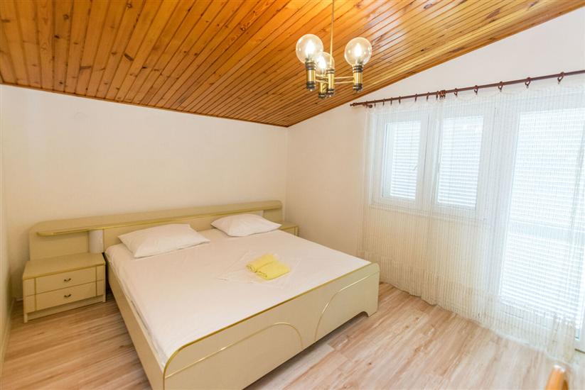 Apartment A3, for 6 persons