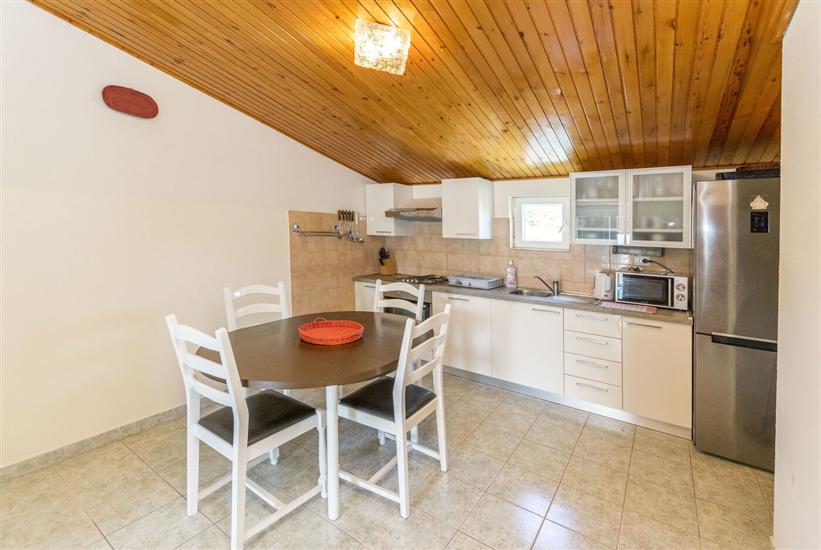 Apartment A3, for 6 persons