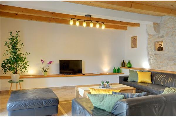 House K1, for 10 persons