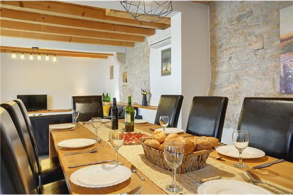 House K1, for 10 persons