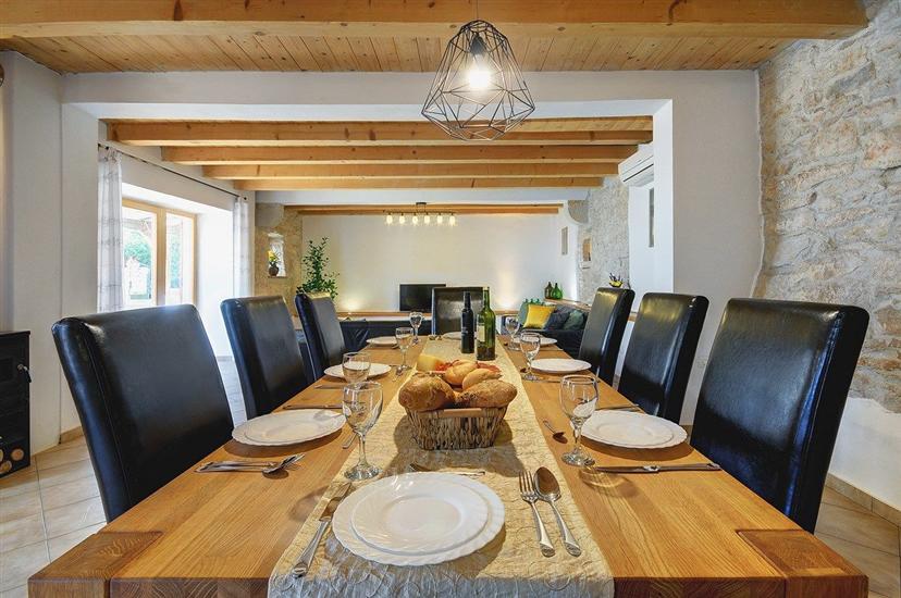 House K1, for 10 persons