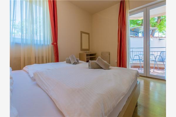 Apartment A1, for 6 persons